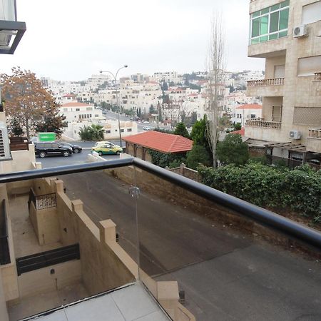 עמאן Dair Ghbar Apartment חדר תמונה